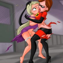Sexy super hero babes get into hot lesbian action! xl-toons.win